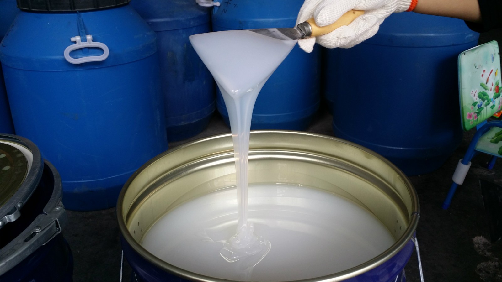 工業(yè)級(jí)模具硅膠膨脹怎么辦 ？