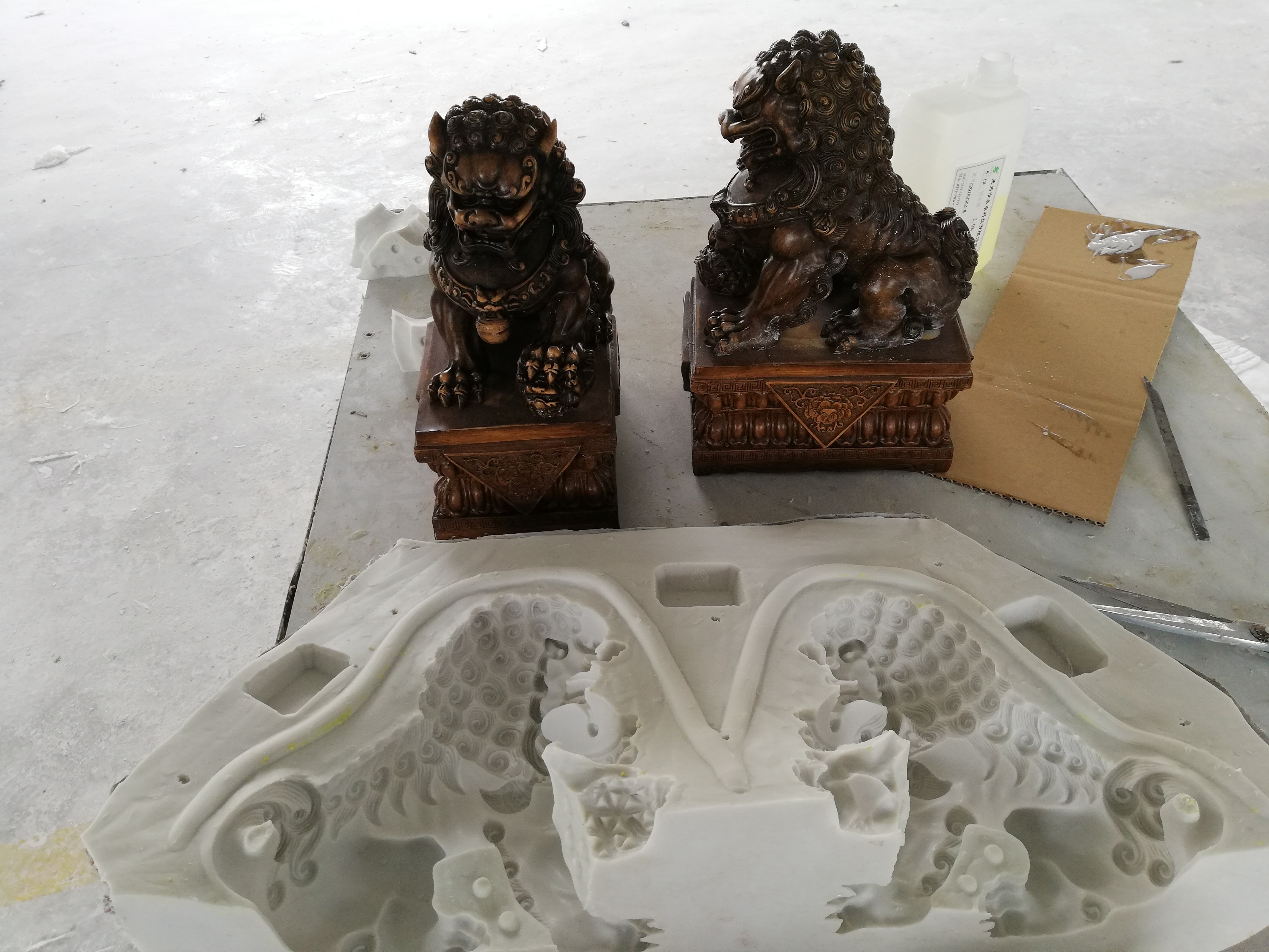 模具硅膠翻模樹(shù)脂工藝品出現(xiàn)燒模情況怎么辦 ？