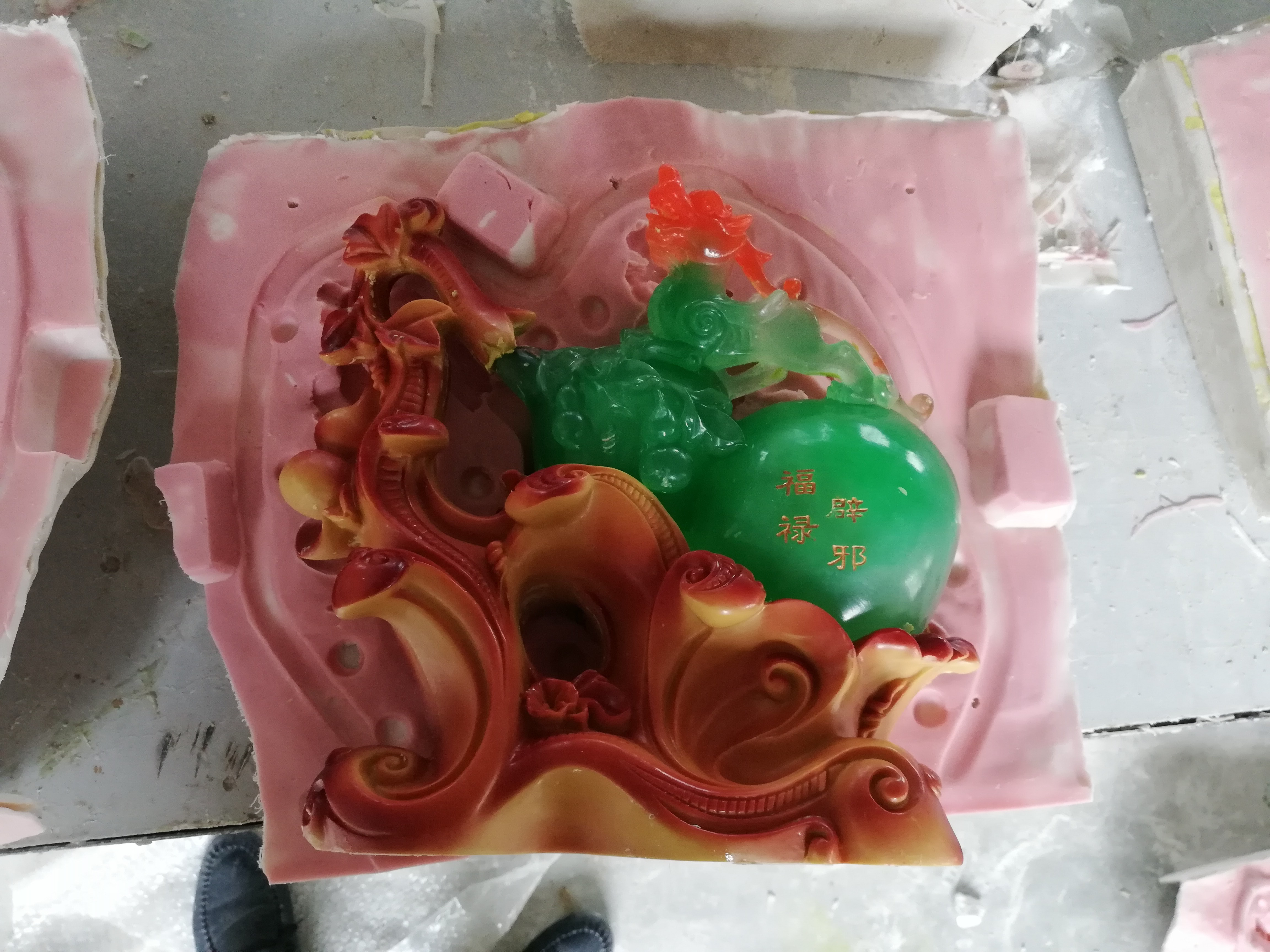 工業(yè)級(jí)模具硅膠不耐高溫怎么辦？