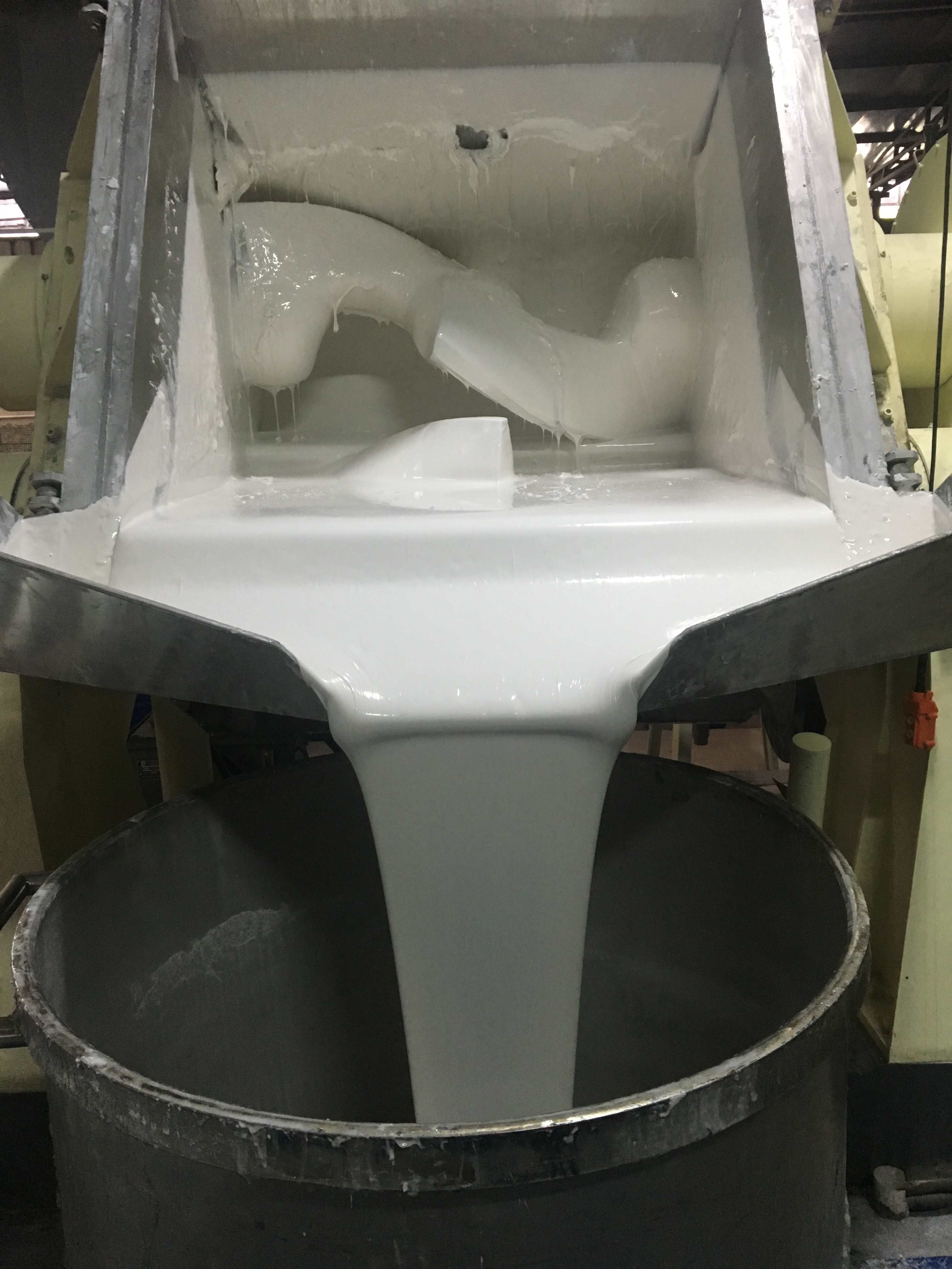 液態(tài)硅膠模具的設(shè)計(jì)需要考慮哪些問題呢？